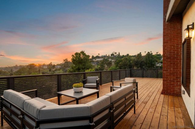 4360 Helix Canyon Dr, La Mesa, CA 91941