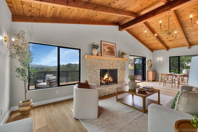 4360 Helix Canyon Dr, La Mesa, CA 91941