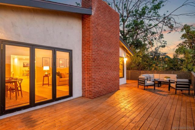 4360 Helix Canyon Dr, La Mesa, CA 91941