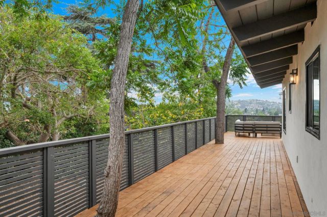4360 Helix Canyon Dr, La Mesa, CA 91941