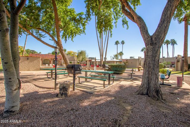 1320 E BETHANY HOME Road 54, Phoenix, AZ 85014