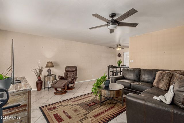 1320 E BETHANY HOME Road 54, Phoenix, AZ 85014