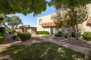 1320 E BETHANY HOME Road 54, Phoenix, AZ 85014