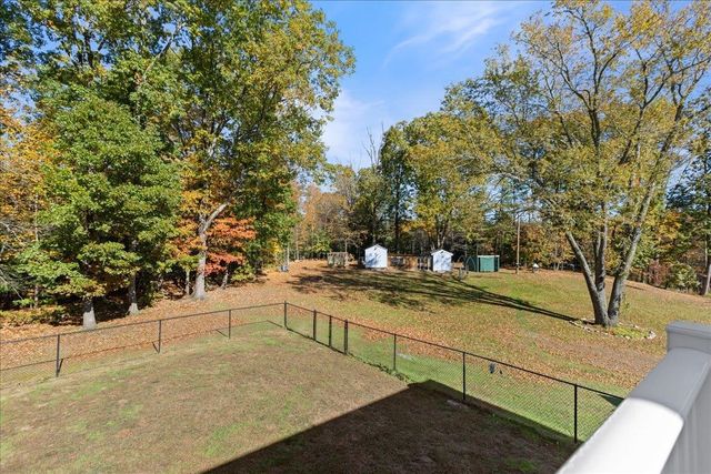 82 Chase Road, South Hampton, NH 03827