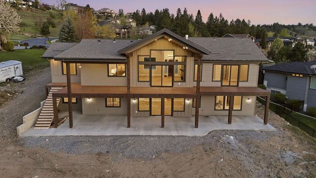 238 N Legacy Ridge Dr, Liberty Lake, WA 99019