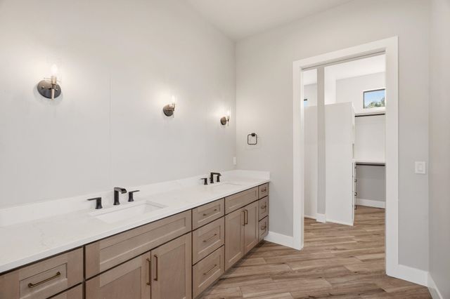 238 N Legacy Ridge Dr, Liberty Lake, WA 99019