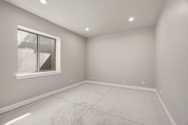 238 N Legacy Ridge Dr, Liberty Lake, WA 99019