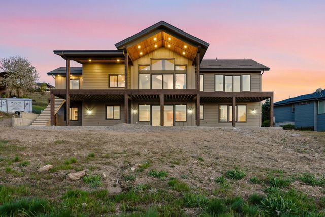238 N Legacy Ridge Dr, Liberty Lake, WA 99019