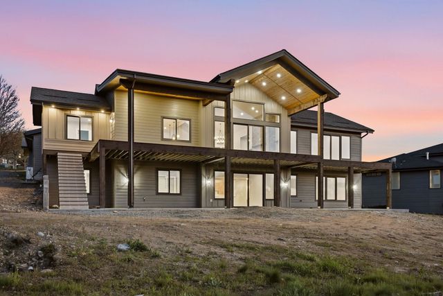 238 N Legacy Ridge Dr, Liberty Lake, WA 99019