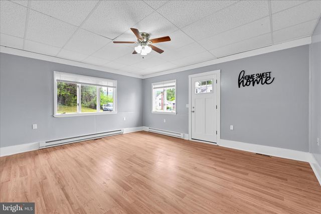 366 VALLEY ST, New Philadelphia, PA 17959