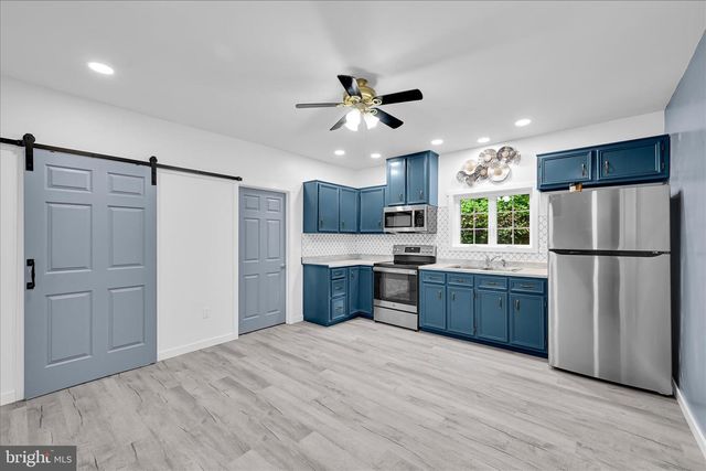 366 VALLEY ST, New Philadelphia, PA 17959