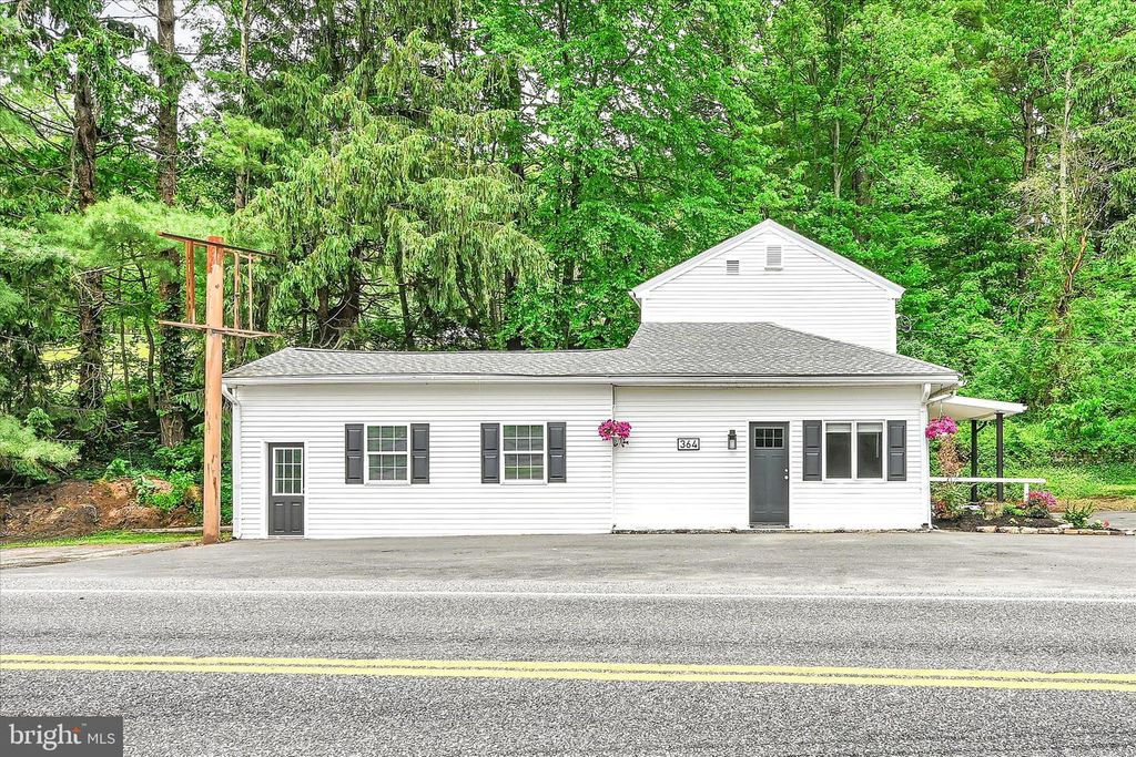 366 VALLEY ST, New Philadelphia, PA 17959