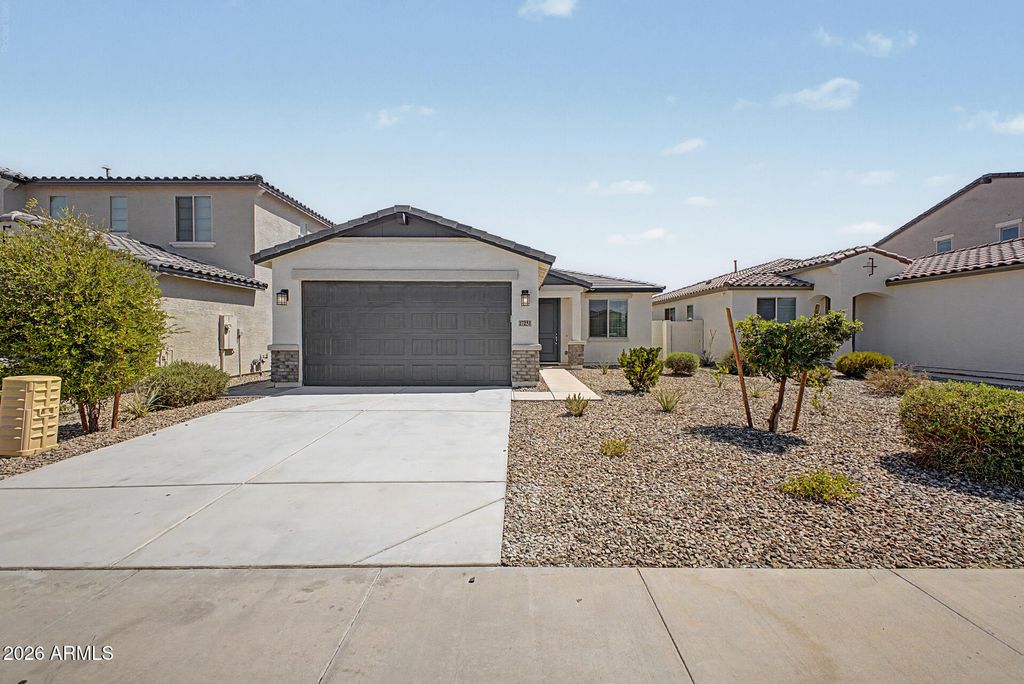 17251 W CORRINE Drive, Surprise, AZ 85388 — exterior