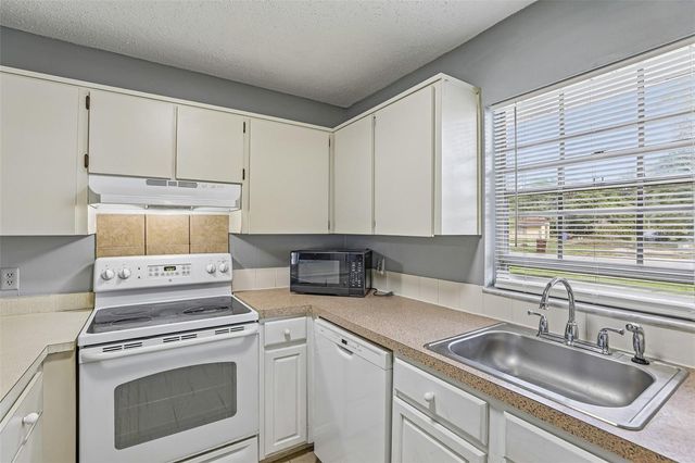 1526 TANGELO CIRCLE, Kissimmee, FL 34746