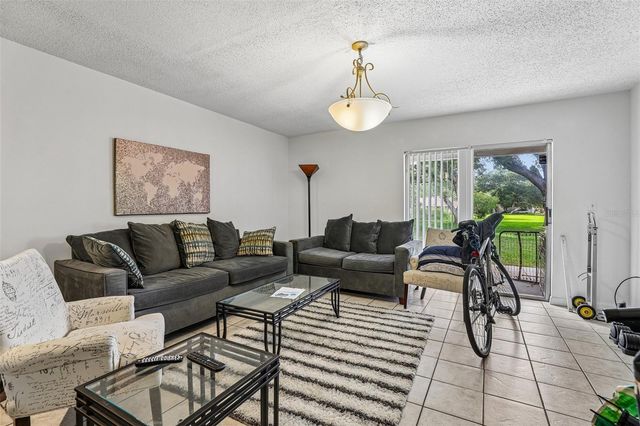 1526 TANGELO CIRCLE, Kissimmee, FL 34746