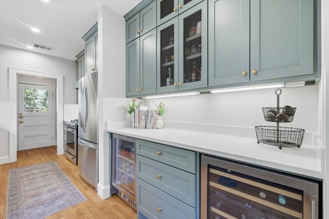 6351 Velasco Avenue, Dallas, TX 75214