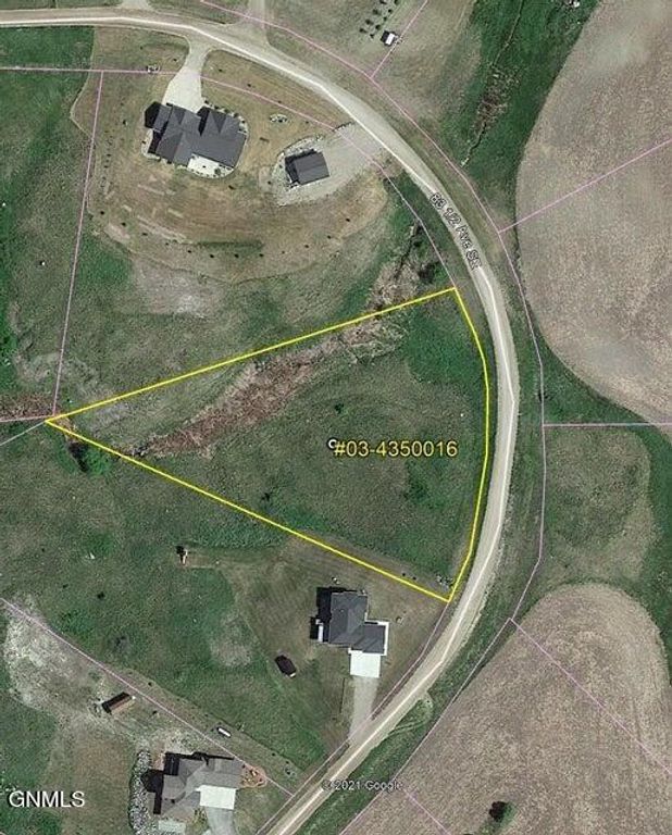 3053 E Lakeside Road, Jamestown, ND 58401 photo 6