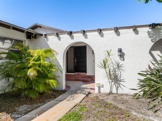 724 Puesta Del Sol Plaza, Indialantic, FL 32903