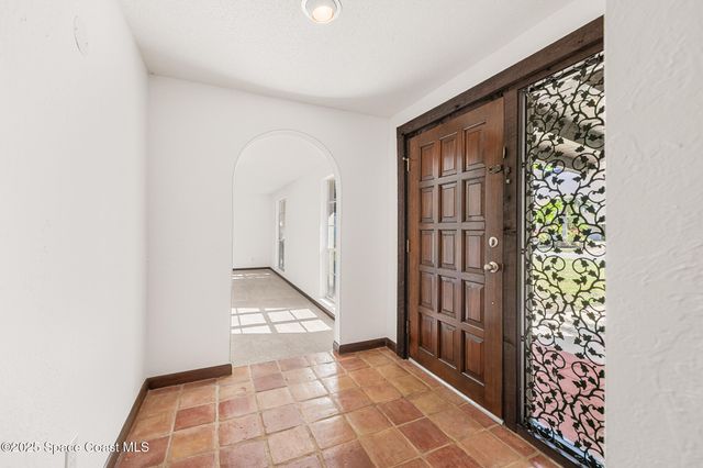 724 Puesta Del Sol Plaza, Indialantic, FL 32903