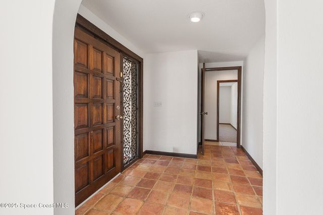 724 Puesta Del Sol Plaza, Indialantic, FL 32903