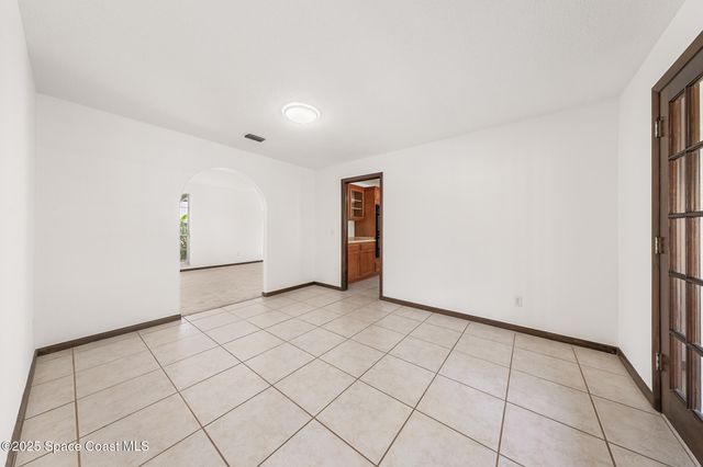 724 Puesta Del Sol Plaza, Indialantic, FL 32903