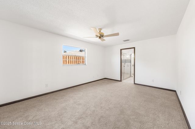 724 Puesta Del Sol Plaza, Indialantic, FL 32903