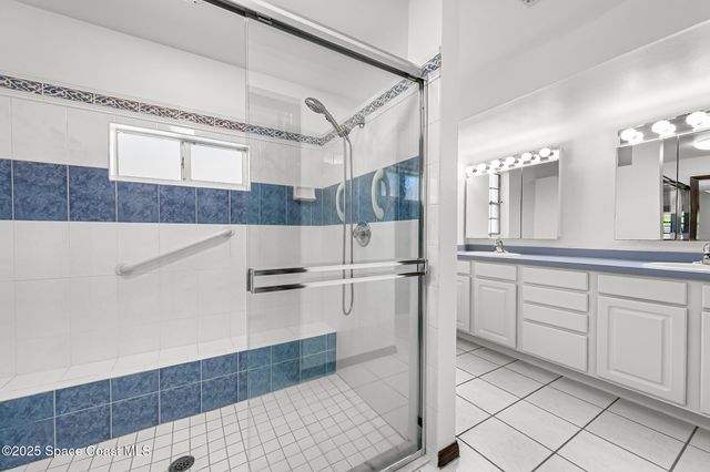 724 Puesta Del Sol Plaza, Indialantic, FL 32903