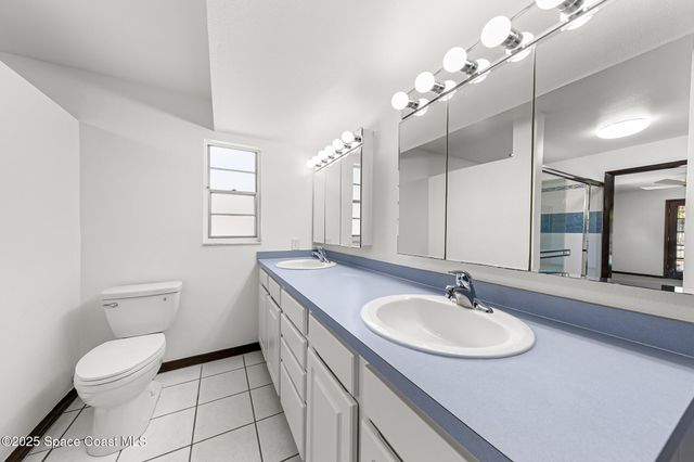 724 Puesta Del Sol Plaza, Indialantic, FL 32903