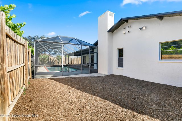 724 Puesta Del Sol Plaza, Indialantic, FL 32903