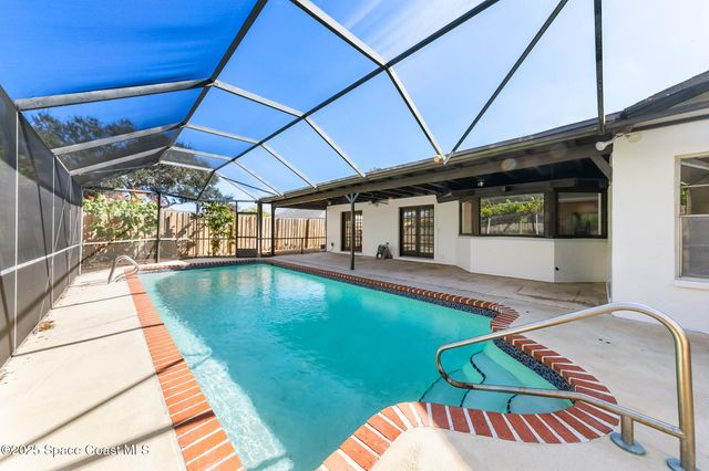 724 Puesta Del Sol Plaza, Indialantic, FL 32903