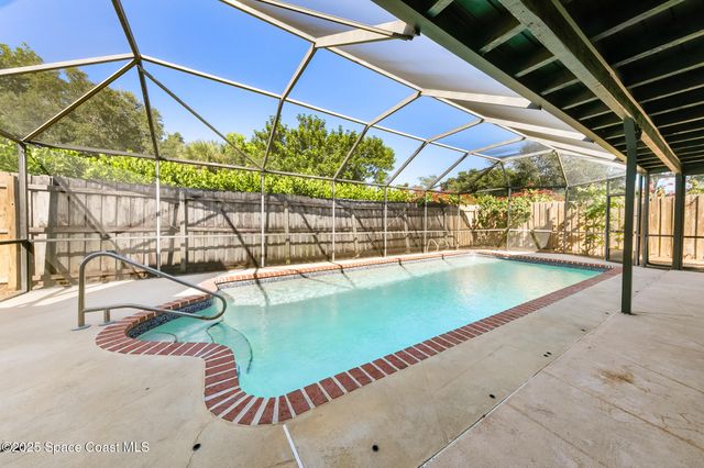 724 Puesta Del Sol Plaza, Indialantic, FL 32903