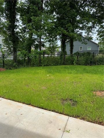 580 Glendale Road, Scottdale, GA 30079