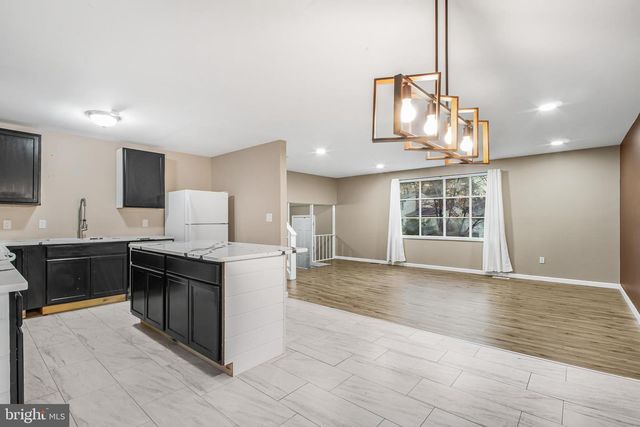 12 TETON DR, Fredericksburg, VA 22408