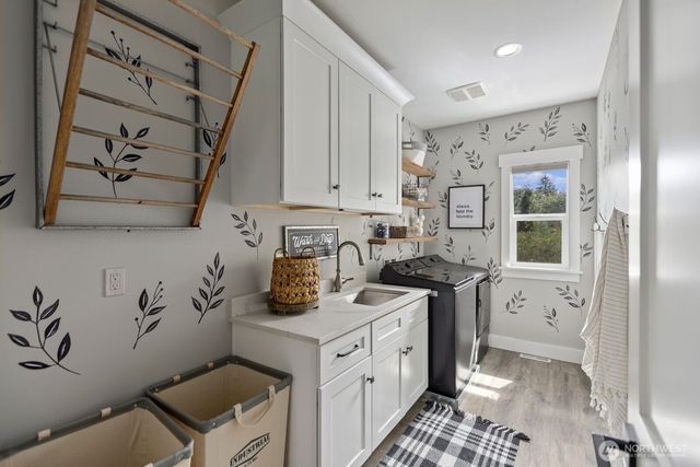 19710 166th Avenue NE, Woodinville, WA 98072