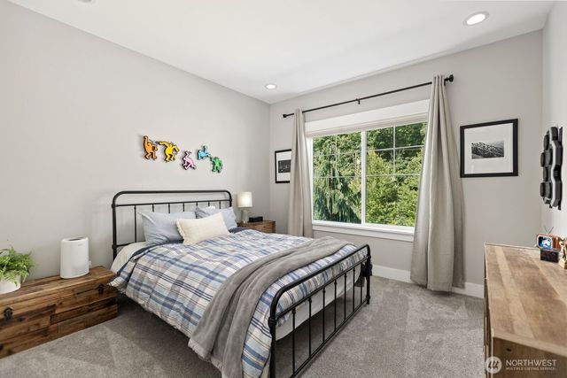 19710 166th Avenue NE, Woodinville, WA 98072