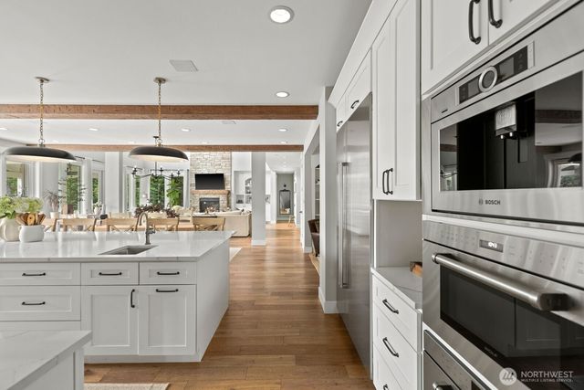 19710 166th Avenue NE, Woodinville, WA 98072