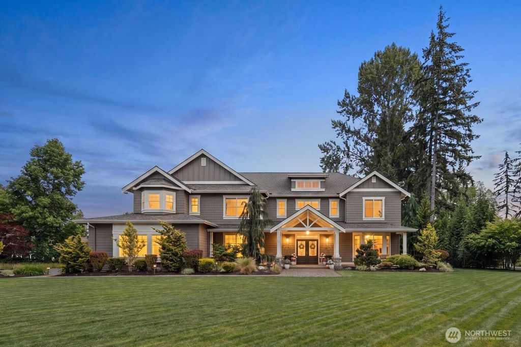 19710 166th Avenue NE, Woodinville, WA 98072