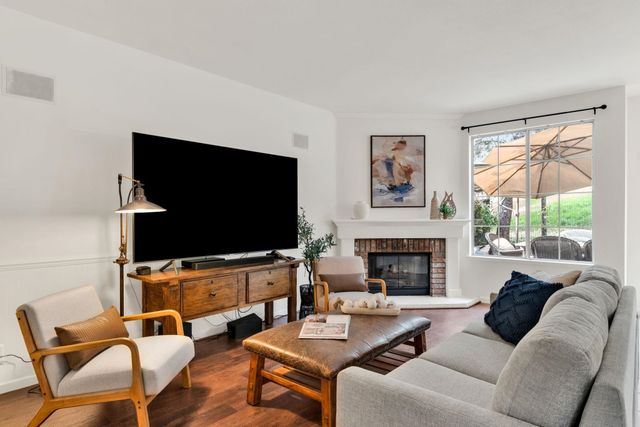 690 Glasgow Cir, Danville, CA 94526