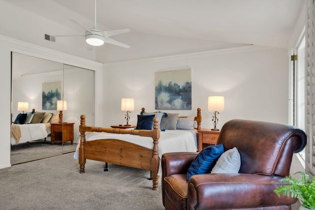 690 Glasgow Cir, Danville, CA 94526