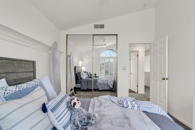 690 Glasgow Cir, Danville, CA 94526