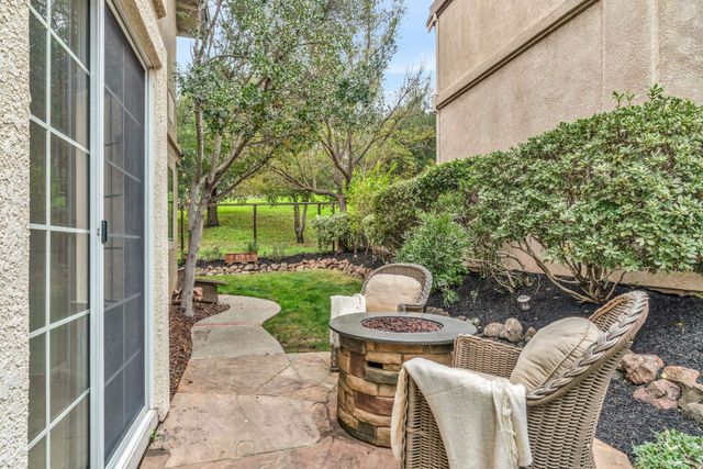 690 Glasgow Cir, Danville, CA 94526