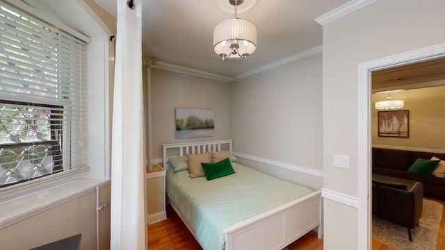 290 Beacon St 2, Boston, MA 02116
