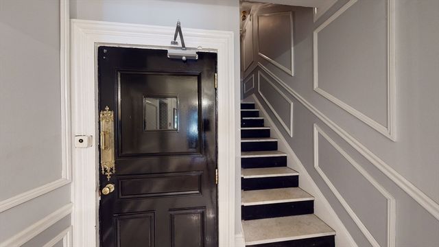 290 Beacon St 2, Boston, MA 02116