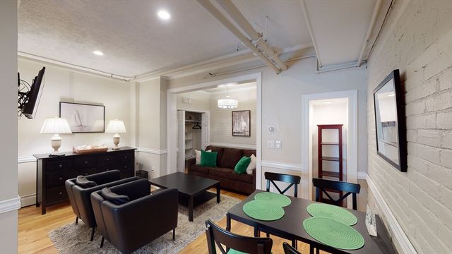 290 Beacon St 2, Boston, MA 02116