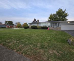 7349 Arizona Avenue, Hammond, IN 46323
