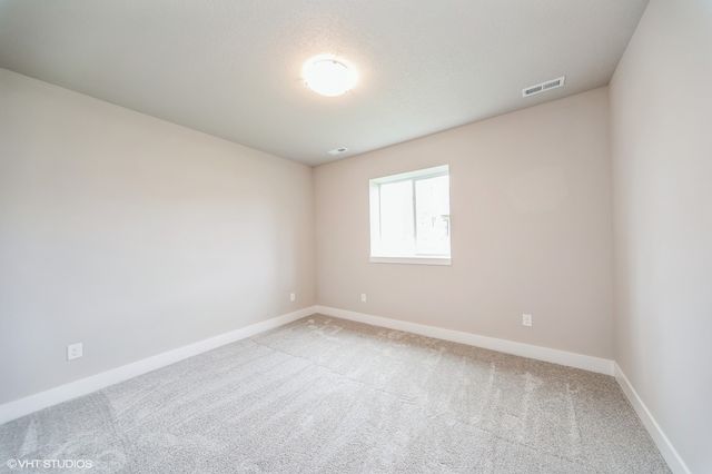 10123 NW 68th Avenue, Johnston, IA 50131