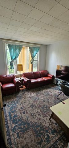 9316 S Marquette Avenue, Chicago, IL 60617