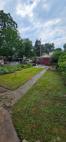 9316 S Marquette Avenue, Chicago, IL 60617