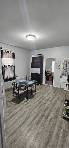 9316 S Marquette Avenue, Chicago, IL 60617