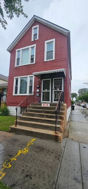 9316 S Marquette Avenue, Chicago, IL 60617